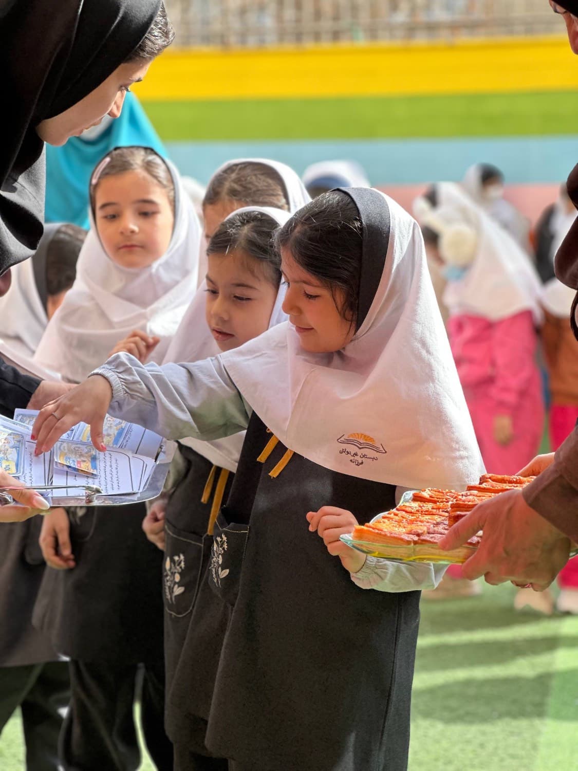 دبستان غیردولتی دخترانه فرزانه