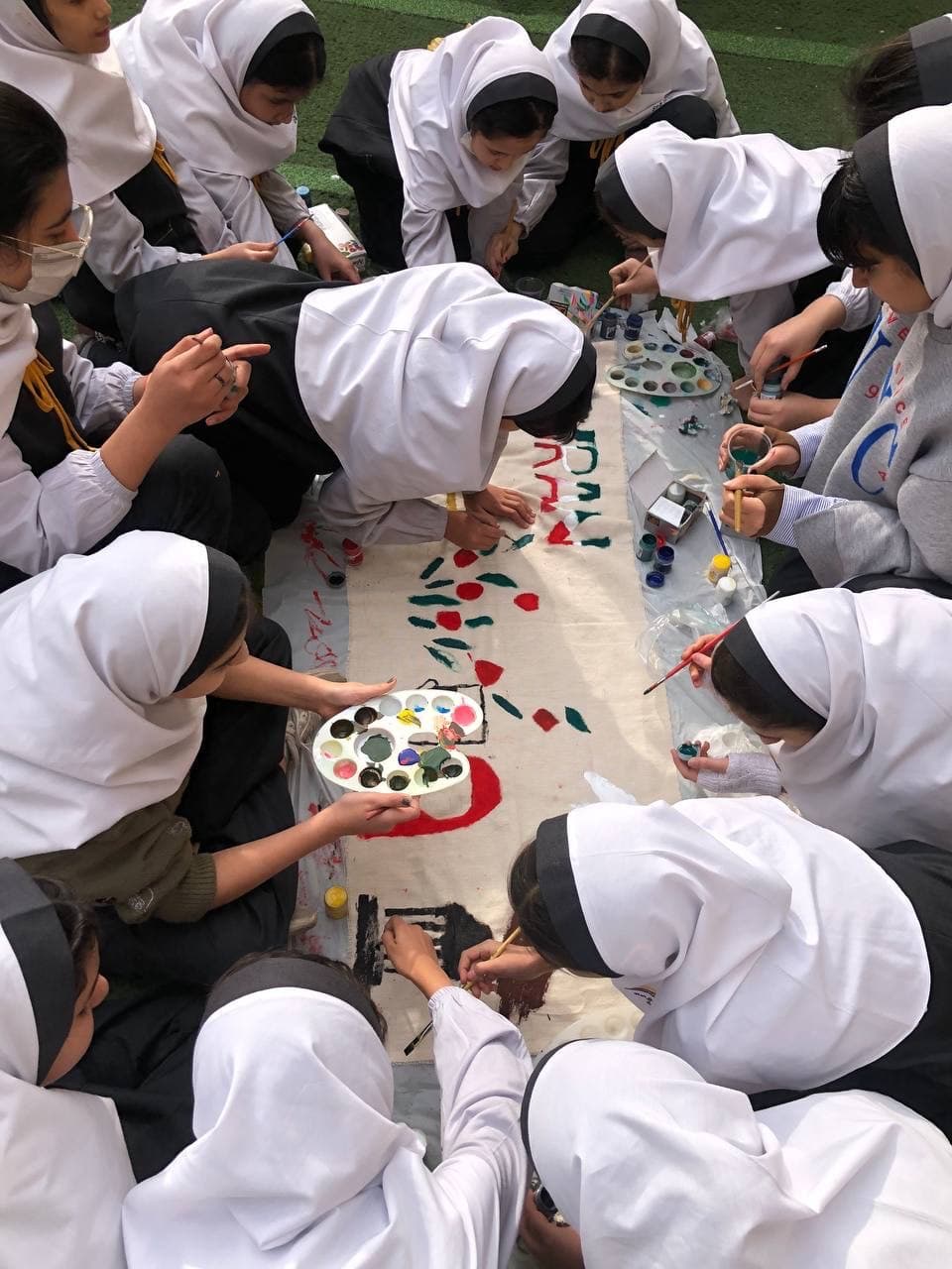 دبستان غیردولتی دخترانه فرزانه